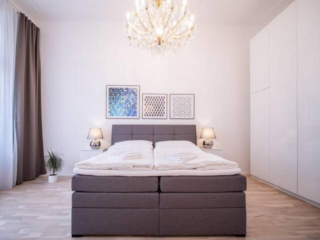 Top Class Apartment In Old Town 2 Bedrooms Прага Екстериор снимка