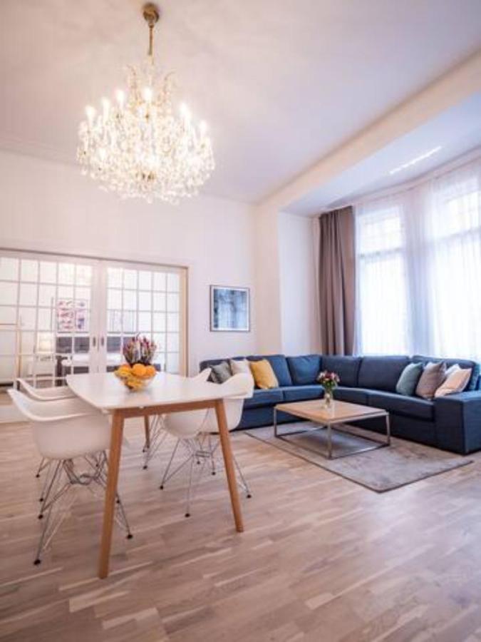Top Class Apartment In Old Town 2 Bedrooms Прага Екстериор снимка