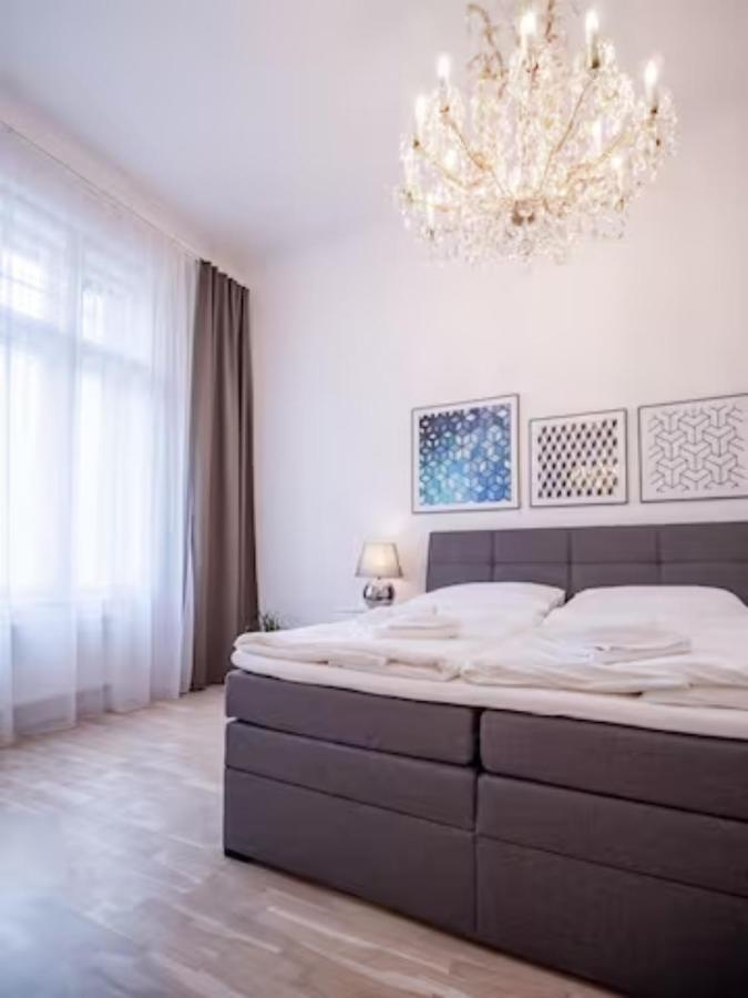 Top Class Apartment In Old Town 2 Bedrooms Прага Екстериор снимка
