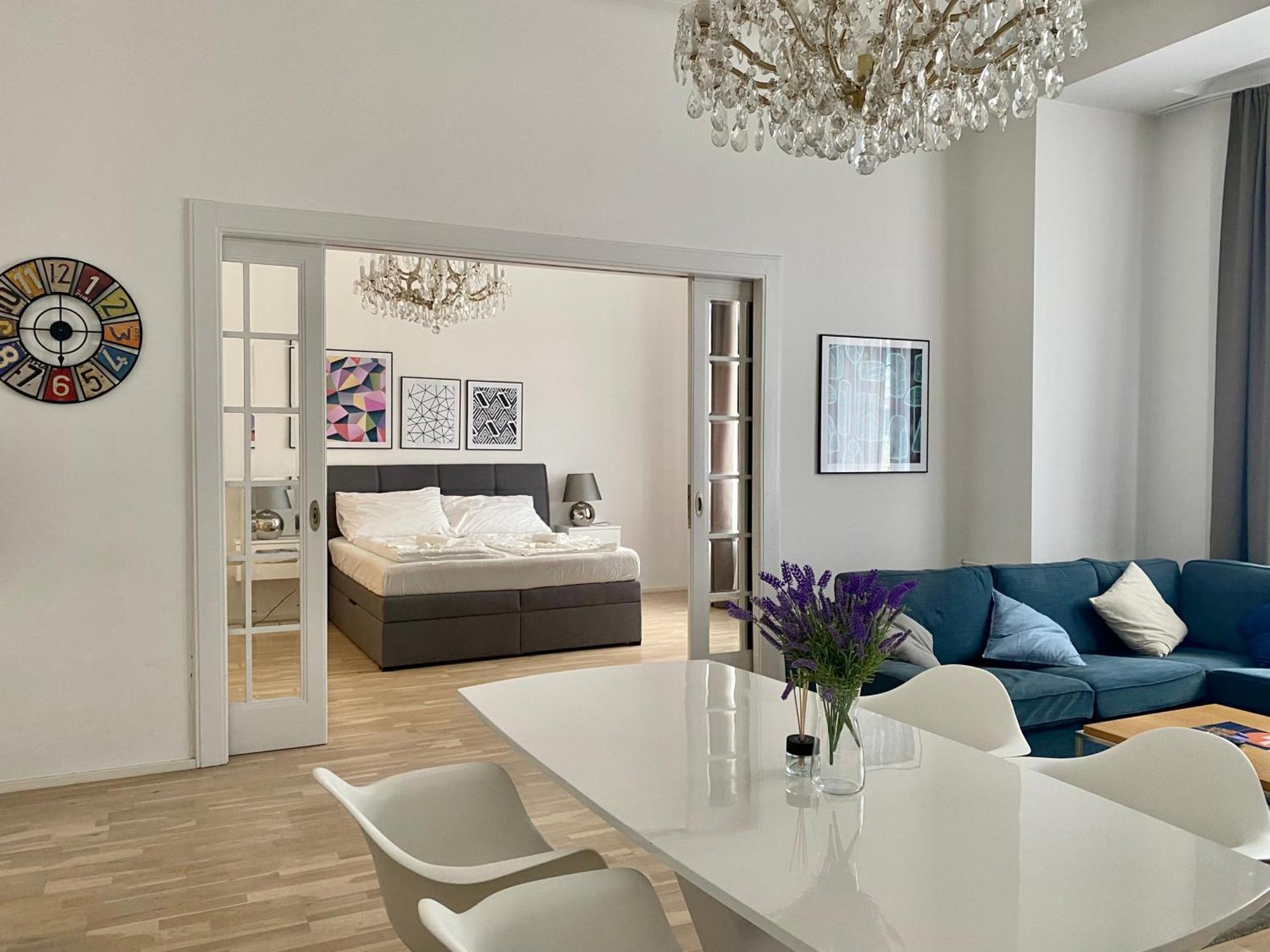 Top Class Apartment In Old Town 2 Bedrooms Прага Екстериор снимка
